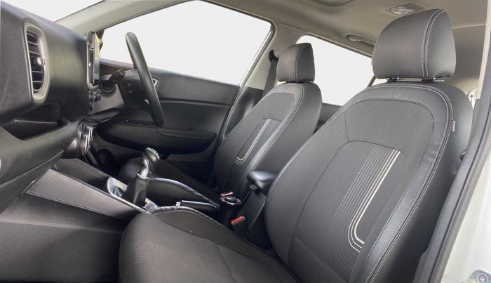 2020 Hyundai VENUE SX (O) 1.5 CRDI, Diesel, Manual, 54,268 km, Right Side Front Door Cabin
