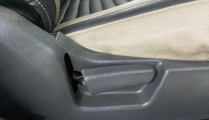 2017 Maruti Alto K10 VXI, Petrol, Manual, 54,572 km, Driver Side Adjustment Panel