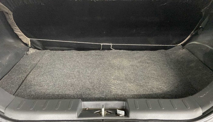 2017 Maruti Alto K10 VXI, Petrol, Manual, 54,572 km, Boot Inside