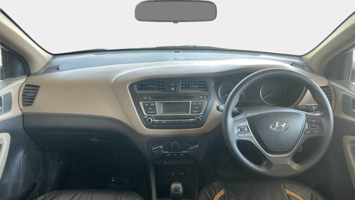 2017 Hyundai Elite i20 SPORTZ 1.2, Petrol, Manual, 32,278 km, Dashboard