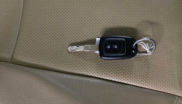 2019 Honda Jazz 1.2L I-VTEC VX, Petrol, Manual, 14,115 km, Lock system - Dork lock functional only from remote key