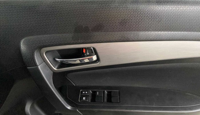 2018 Maruti Vitara Brezza ZDI PLUS, Diesel, Manual, 66,175 km, Driver Side Door Panels Control