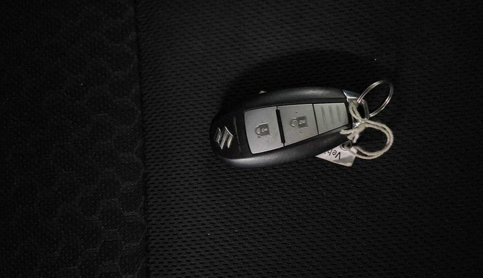 2018 Maruti Vitara Brezza ZDI PLUS, Diesel, Manual, 66,175 km, Key Close Up