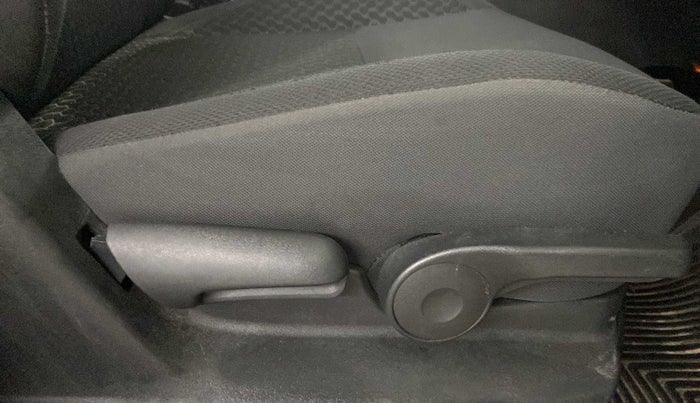 2018 Maruti Vitara Brezza ZDI PLUS, Diesel, Manual, 66,175 km, Driver Side Adjustment Panel