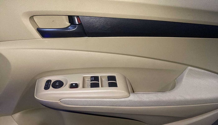 2011 Honda City 1.5L I-VTEC S MT, Petrol, Manual, 66,469 km, Driver Side Door Panels Control