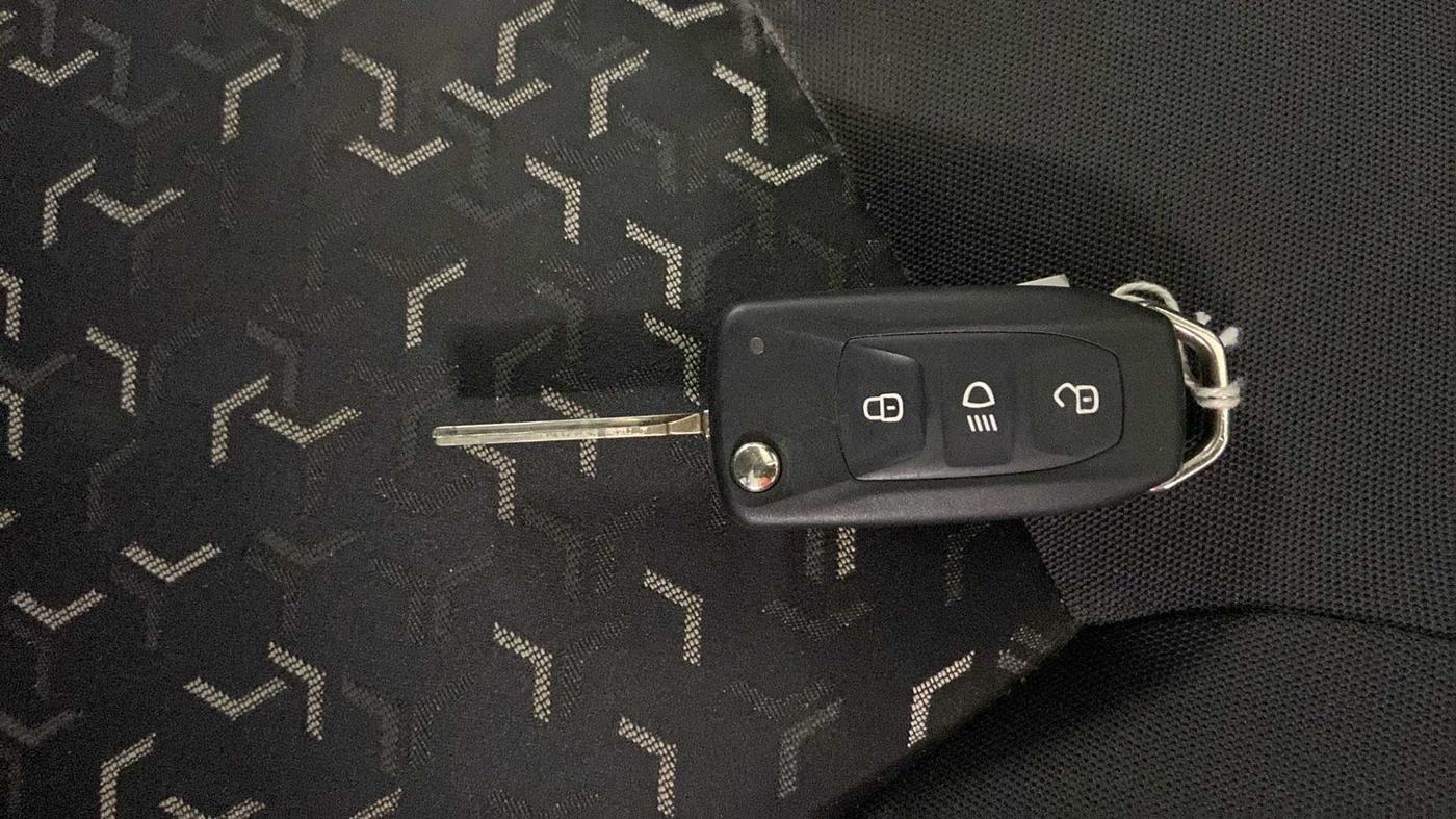 2022 Tata Tiago XZ PLUS CNG, CNG, Manual, 17,447 km, Key Close Up