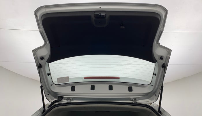 2022 Volkswagen TAIGUN TOPLINE 1.0 TSI MT, Petrol, Manual, 16,290 km, Boot Door Open
