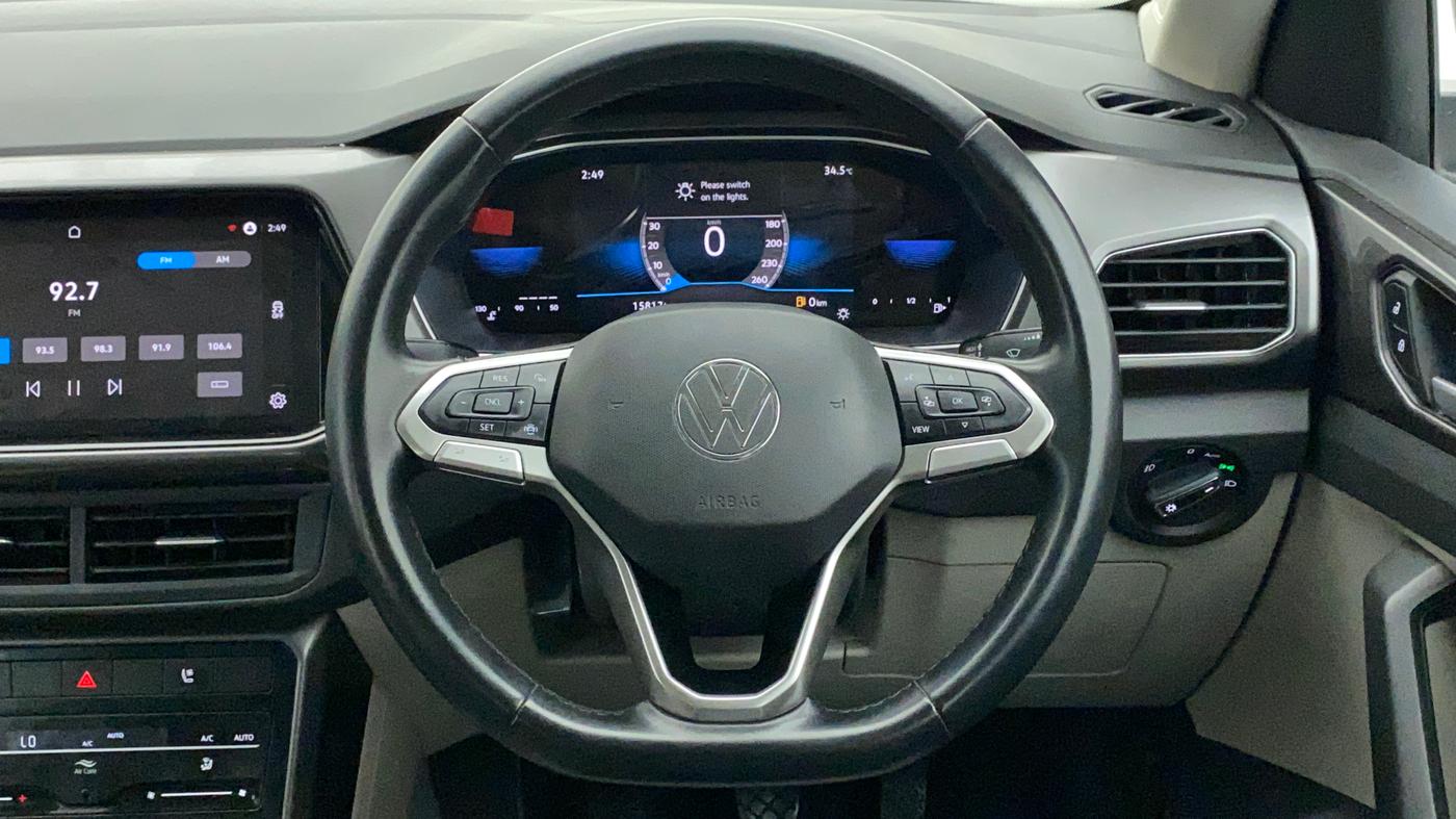 2022 Volkswagen TAIGUN TOPLINE 1.0 TSI MT, Petrol, Manual, 16,290 km, Steering Wheel Close Up