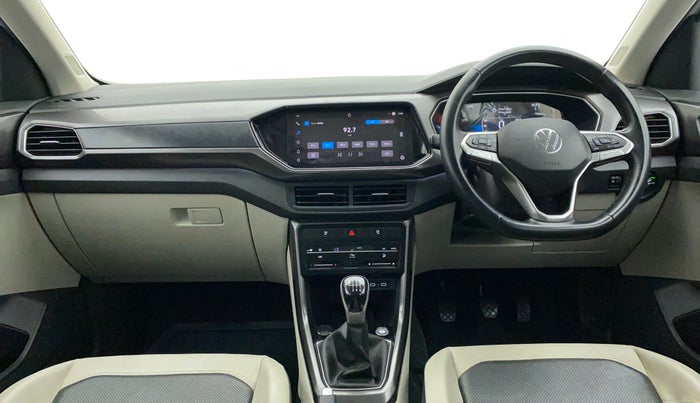 2022 Volkswagen TAIGUN TOPLINE 1.0 TSI MT, Petrol, Manual, 16,290 km, Dashboard