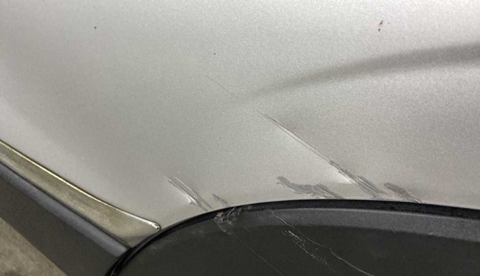 2021 Mahindra XUV300 W8 (O) 1.5 DIESEL, Diesel, Manual, 29,600 km, Rear left door - Slightly dented
