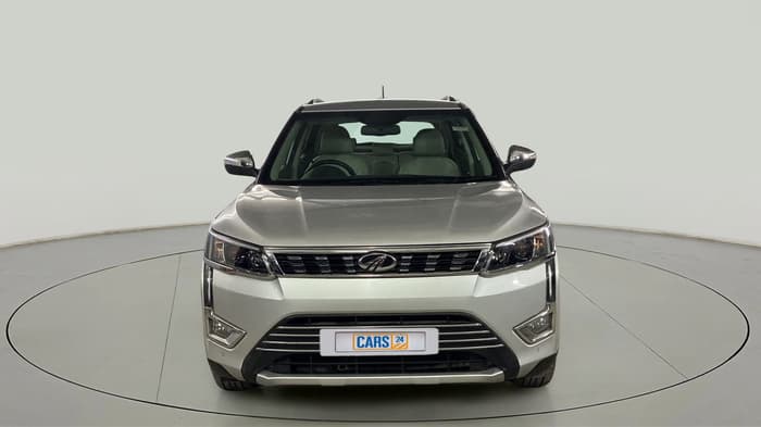 2021 Mahindra XUV300 W8 (O) 1.5 DIESEL, Diesel, Manual, 29,600 km, Front
