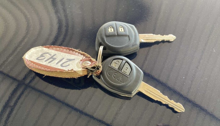 2019 Maruti Swift VXI, Petrol, Manual, 10,361 km, Key Close Up
