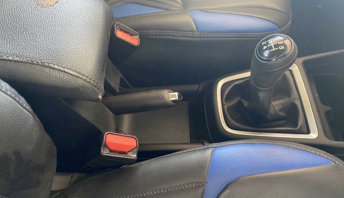 2019 Maruti Swift VXI, Petrol, Manual, 10,361 km, Gear Lever