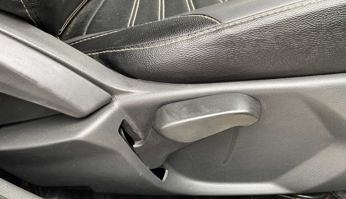 2019 Ford FREESTYLE TITANIUM 1.2 PETROL, Petrol, Manual, 28,416 km, Driver Side Adjustment Panel