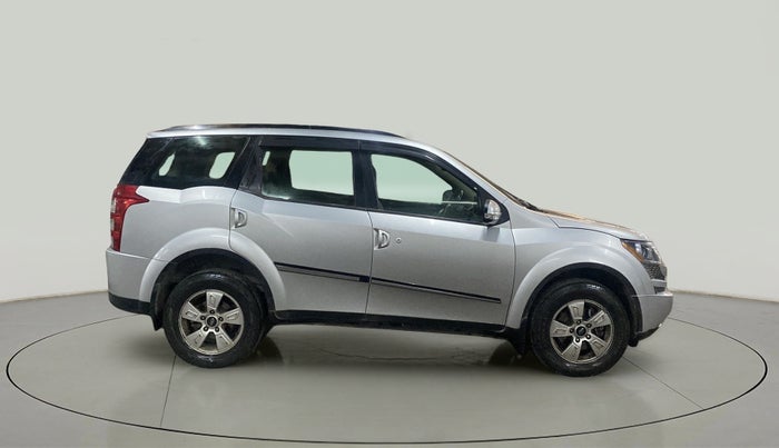 2014 Mahindra XUV500 W8, Diesel, Manual, 89,077 km, Right Side View