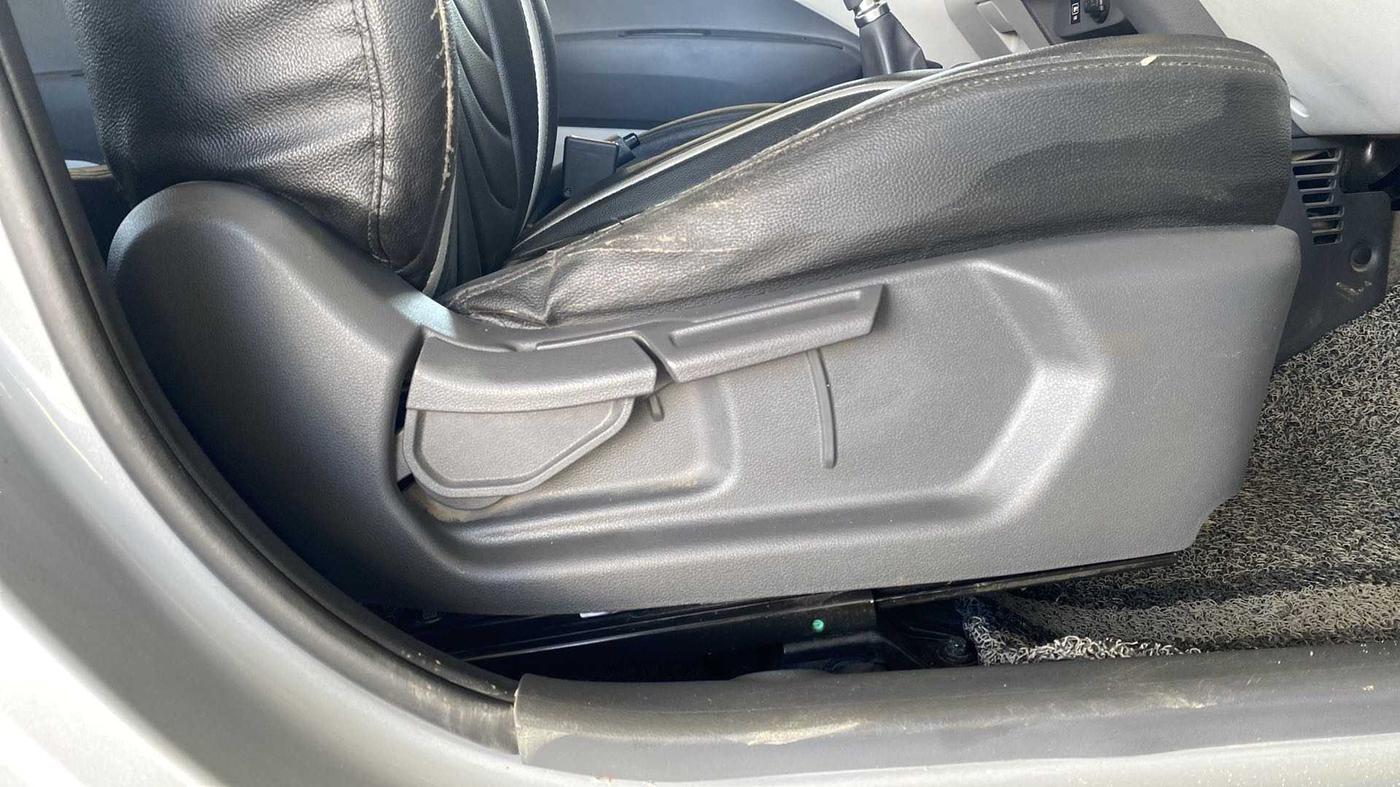 2020 Hyundai GRAND I10 NIOS SPORTZ 1.2 KAPPA VTVT, Petrol, Manual, 16,838 km, Driver Side Adjustment Panel