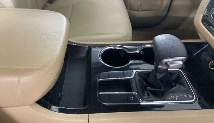 2021 KIA CARNIVAL PREMIUM 2.2 7 STR, Diesel, Automatic, 45,958 km, Gear Lever