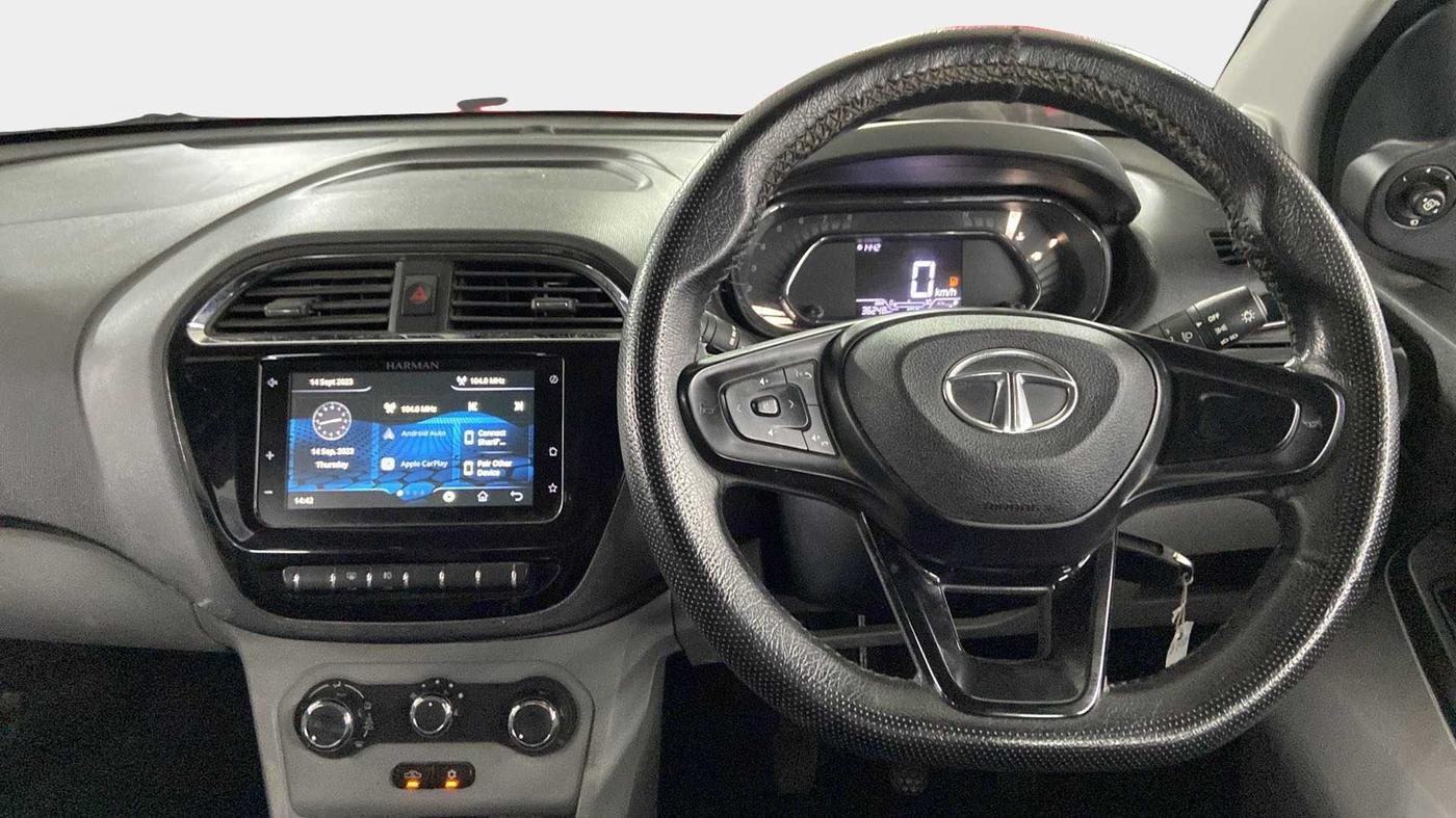 2021 Tata Tiago XZ PETROL, Petrol, Manual, 36,247 km, Steering Wheel Close Up