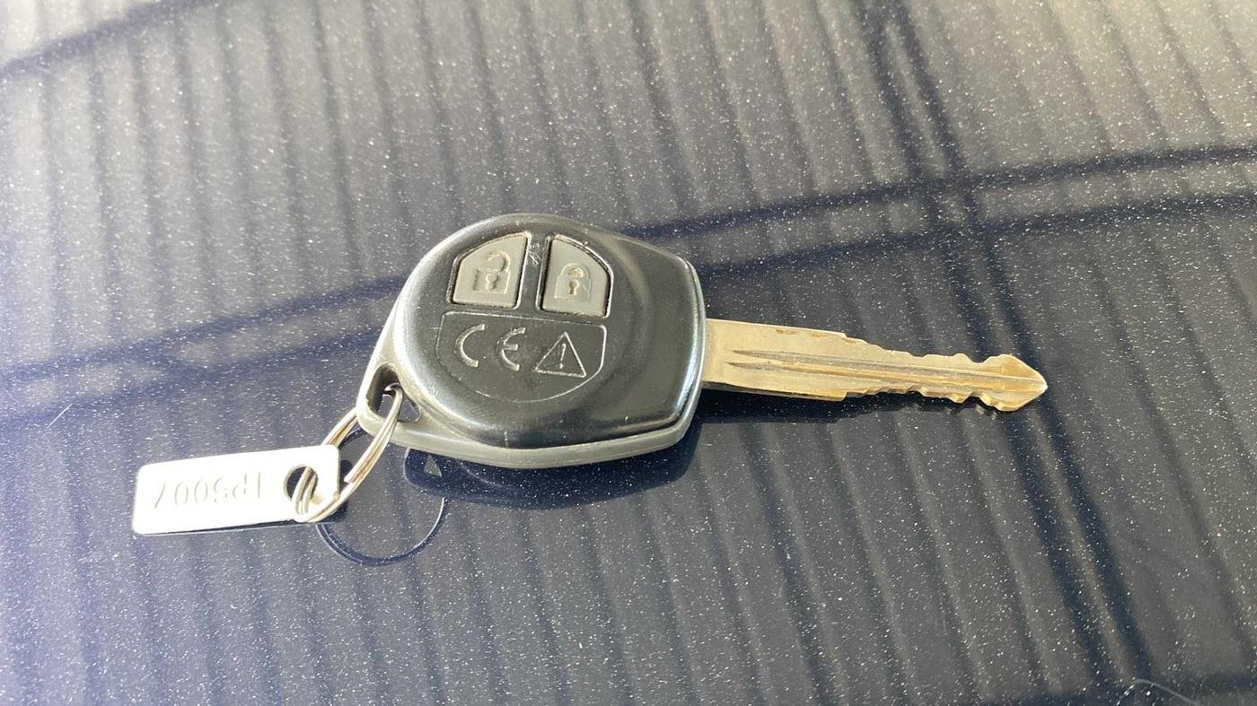 2019 Maruti Swift VXI, Petrol, Manual, 48,793 km, Key Close Up