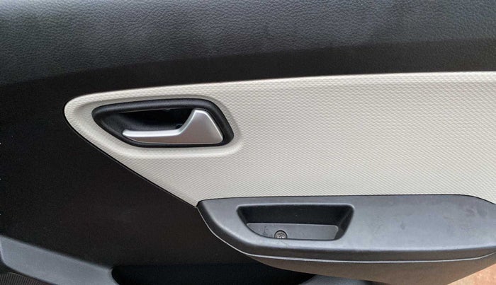 2020 Maruti Alto VXI, Petrol, Manual, 23,829 km, Driver Side Door Panels Control