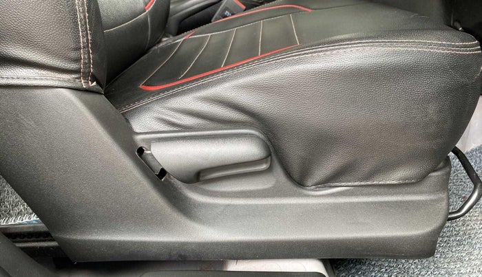 2016 Maruti Swift VXI, Petrol, Manual, 96,457 km, Driver Side Adjustment Panel