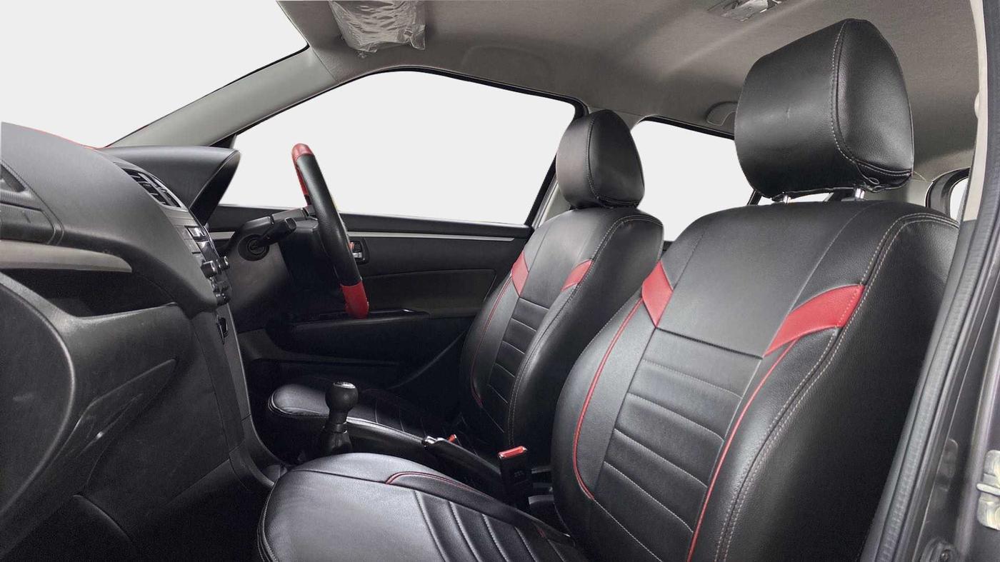 2016 Maruti Swift VXI, Petrol, Manual, 96,457 km, Right Side Front Door Cabin