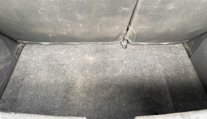 2016 Maruti Swift VXI, Petrol, Manual, 96,457 km, Boot Inside