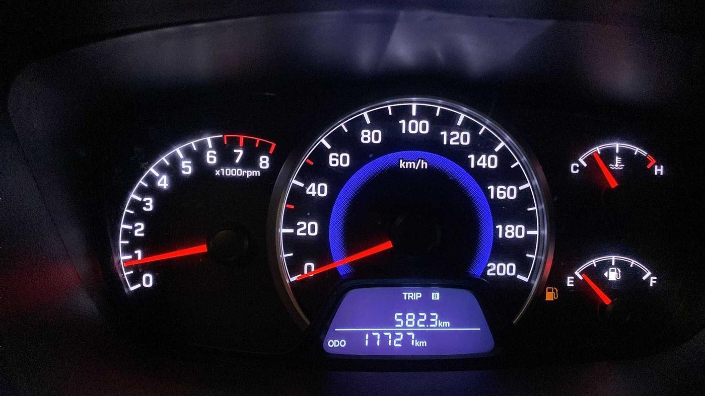 2016 Hyundai Grand i10 SPORTZ 1.2 KAPPA VTVT, Petrol, Manual, 17,726 km, Odometer Image
