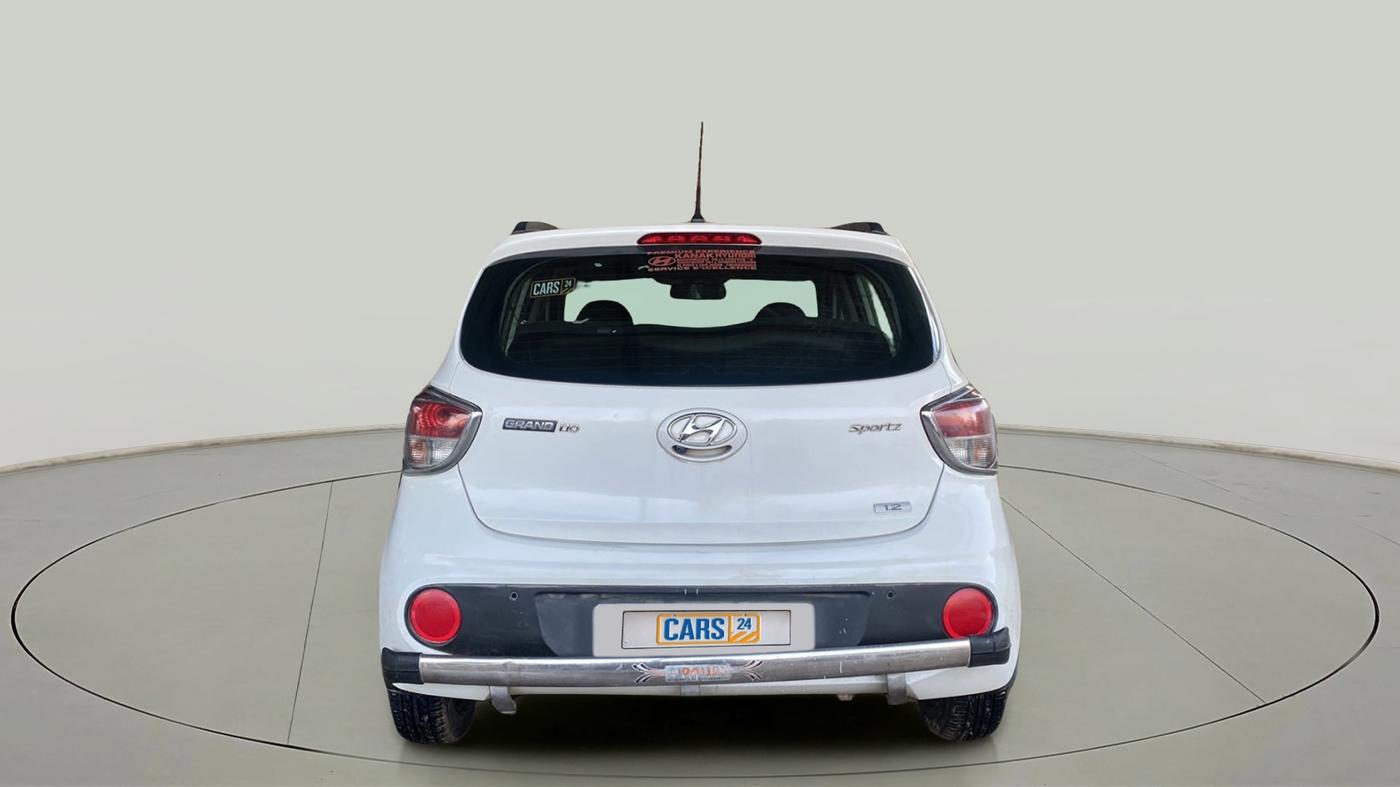 2017 Hyundai Grand i10 SPORTZ 1.2 KAPPA VTVT, Petrol, Manual, 48,055 km, Back/Rear