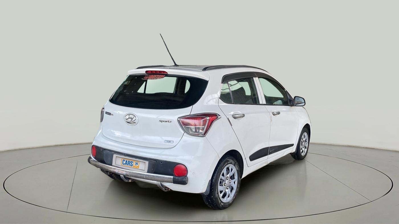 2017 Hyundai Grand i10 SPORTZ 1.2 KAPPA VTVT, Petrol, Manual, 48,055 km, Right Back Diagonal