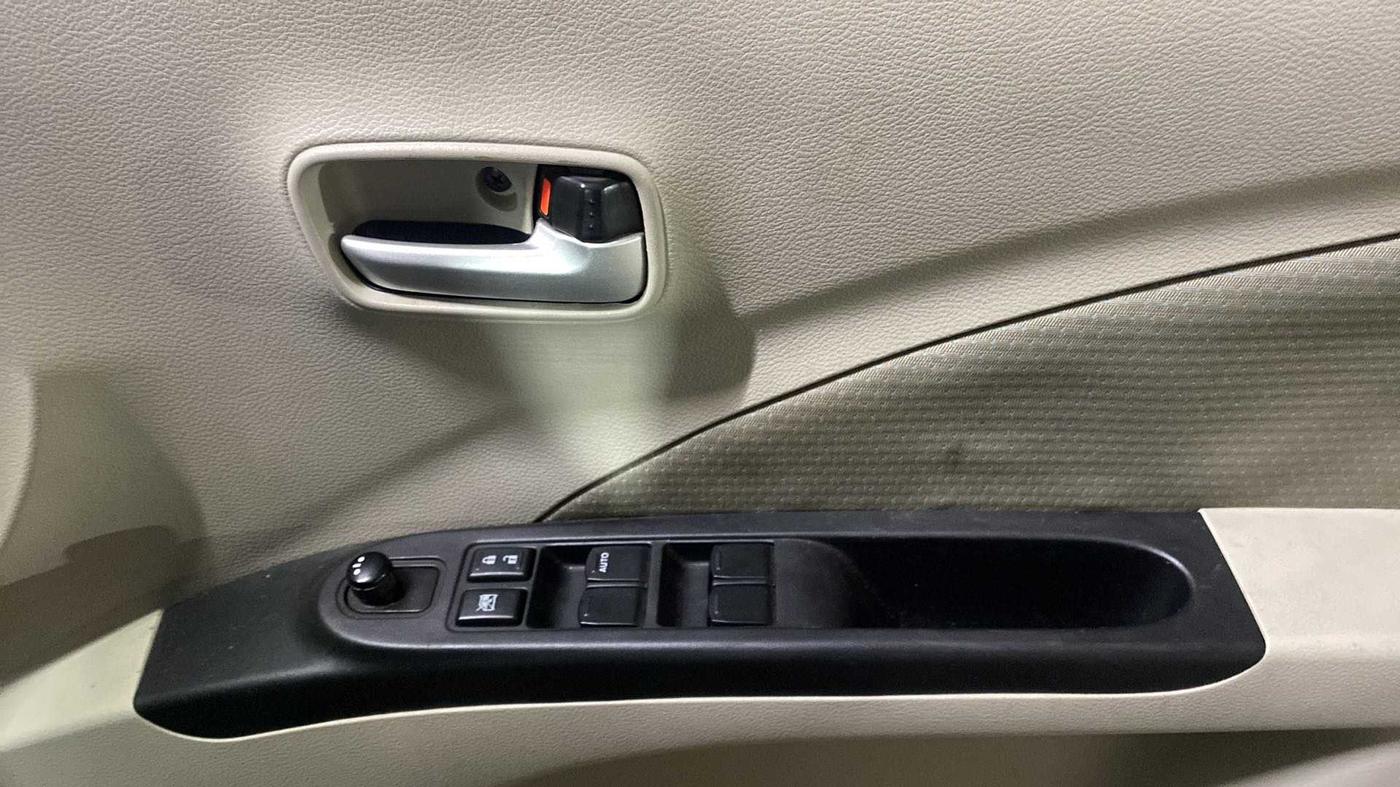 2019 Maruti Celerio ZXI, Petrol, Manual, 25,442 km, Driver Side Door Panels Control