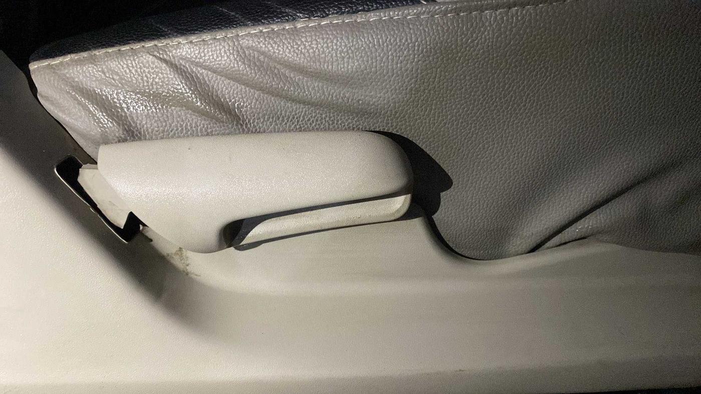 2019 Maruti Celerio ZXI, Petrol, Manual, 25,442 km, Driver Side Adjustment Panel