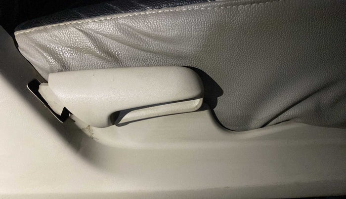 2019 Maruti Celerio ZXI, Petrol, Manual, 25,442 km, Driver Side Adjustment Panel