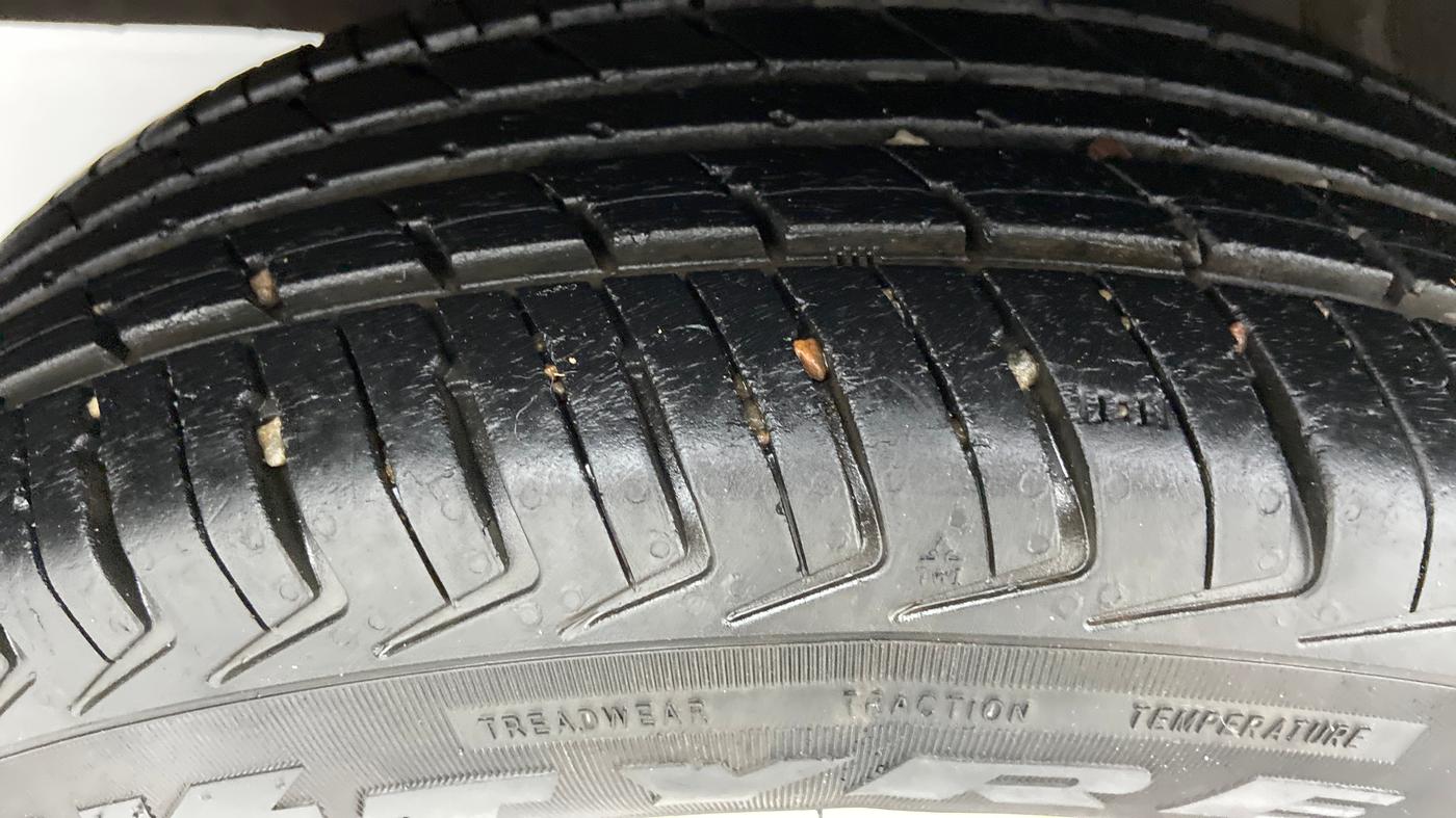 2019 Renault Kwid RXL, Petrol, Manual, 35,984 km, Right Rear Tyre Tread