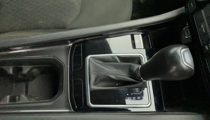 2022 Jeep Compass SPORT 1.4 PETROL DCT, Petrol, Automatic, 42,219 km, Gear Lever