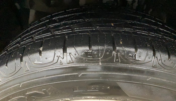 2022 Jeep Compass SPORT 1.4 PETROL DCT, Petrol, Automatic, 42,219 km, Left Front Tyre Tread