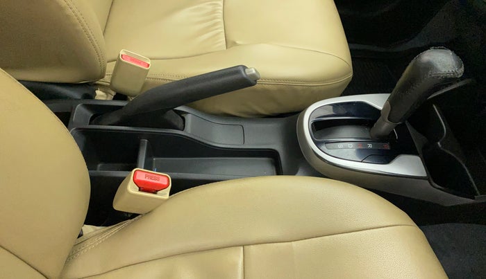 2015 Honda Jazz 1.2L I-VTEC V AT, Petrol, Automatic, 53,583 km, Gear Lever