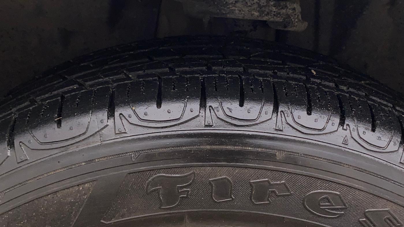 2018 Jeep Compass LIMITED 1.4 PETROL AT, Petrol, Automatic, 83,131 km, Left Front Tyre Tread