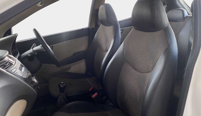 2014 Hyundai Eon SPORTZ, Petrol, Manual, 63,024 km, Right Side Front Door Cabin