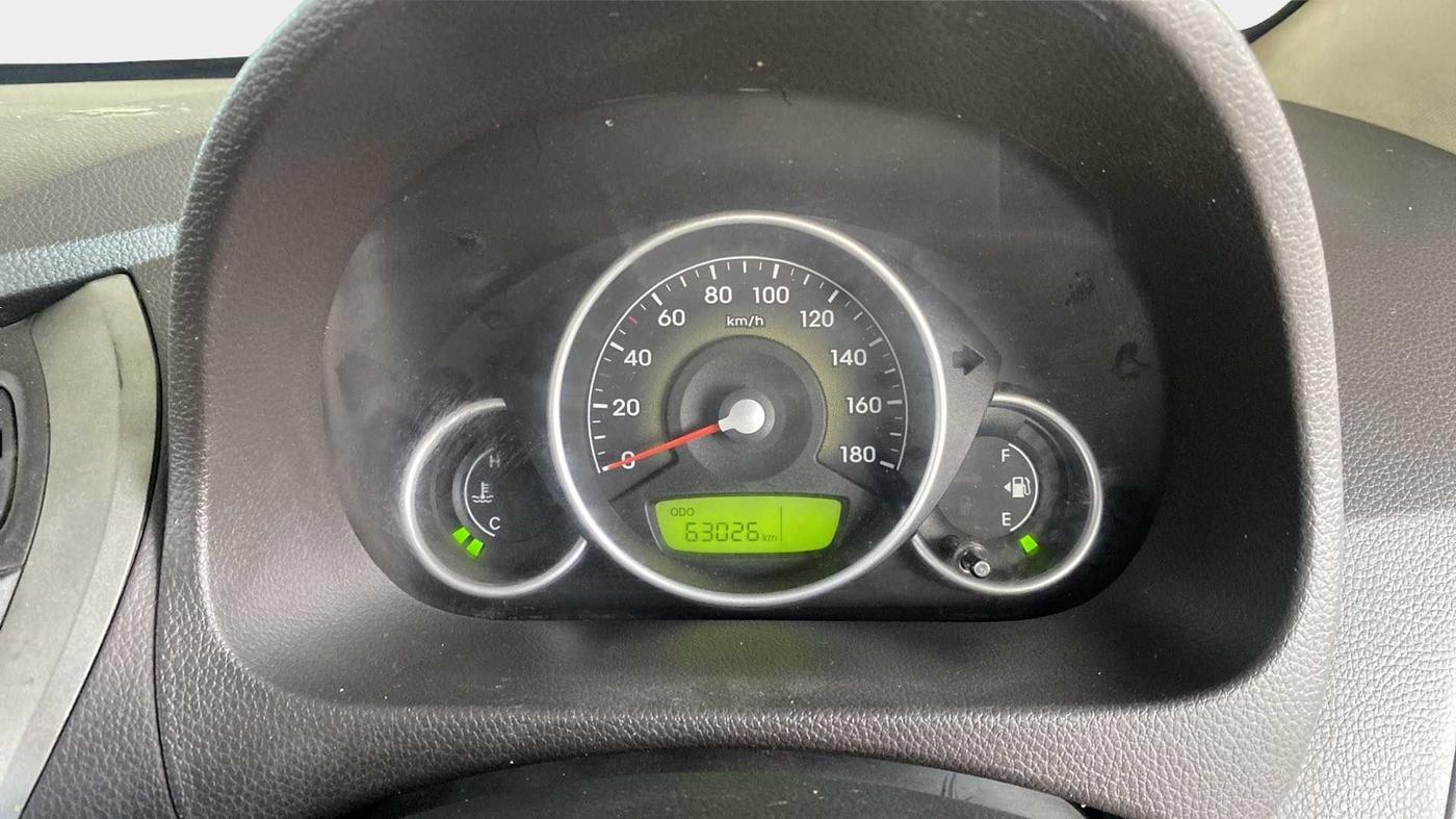 2014 Hyundai Eon SPORTZ, Petrol, Manual, 63,024 km, Odometer Image