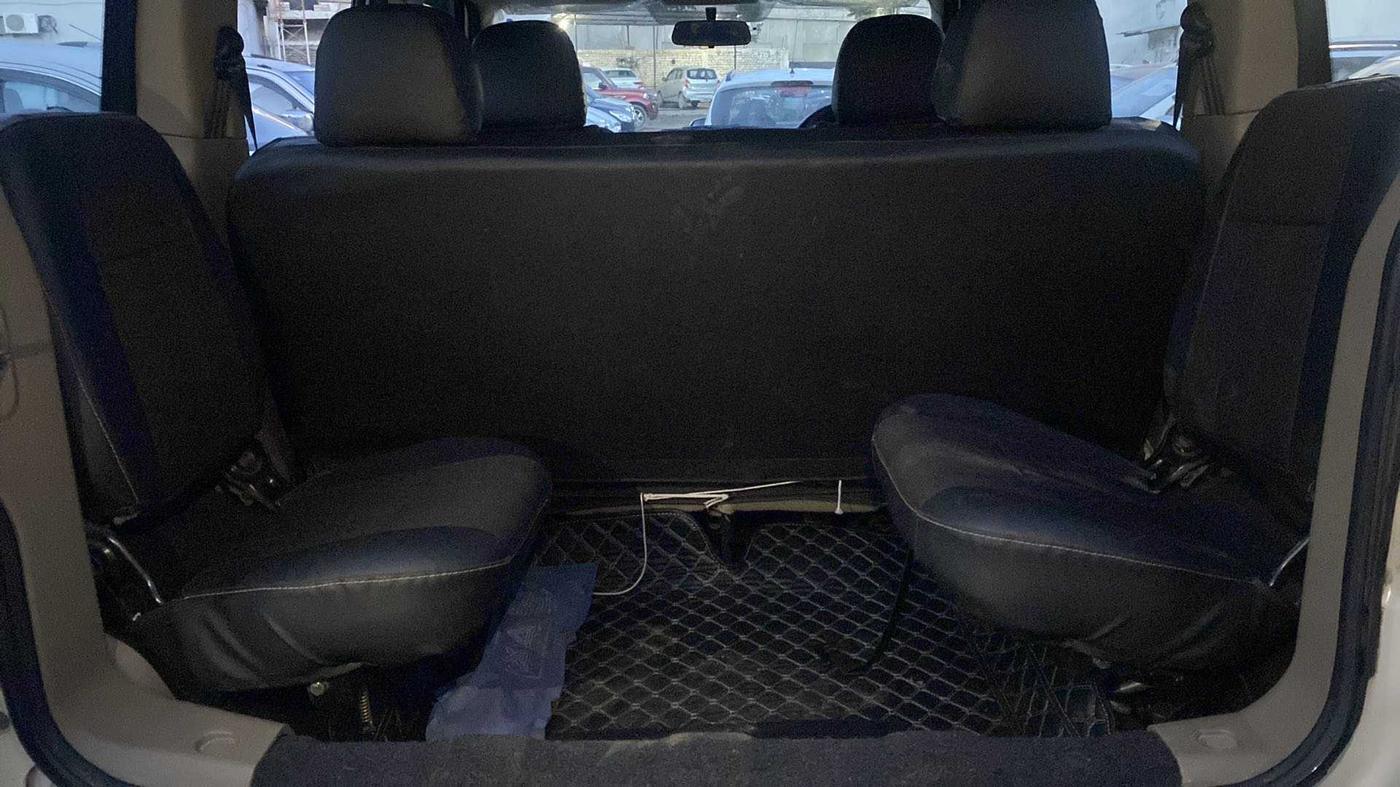 2021 Mahindra BOLERO NEO N 8, Diesel, Manual, 29,976 km, Third Seat Row ( optional )