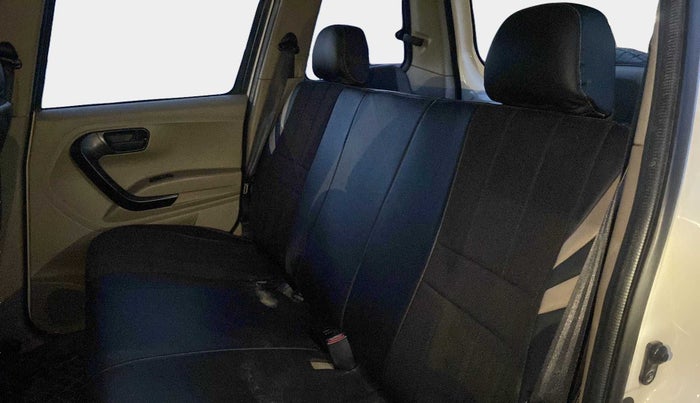 2021 Mahindra BOLERO NEO N 8, Diesel, Manual, 29,976 km, Right Side Rear Door Cabin