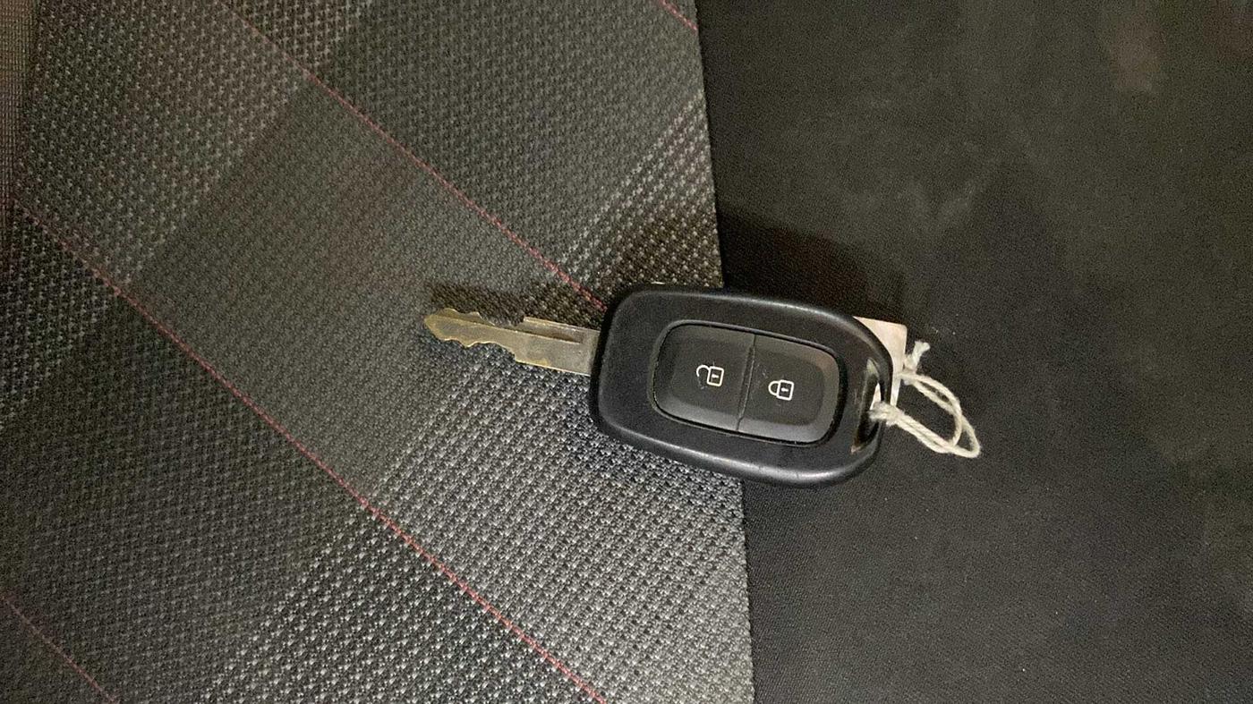 2020 Renault Kwid RXT 1.0 (O), Petrol, Manual, 22,820 km, Key Close Up