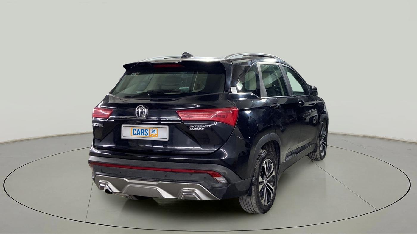 2023 MG HECTOR SHARP 1.5 PETROL CVT, Petrol, Automatic, 10,949 km, Right Back Diagonal
