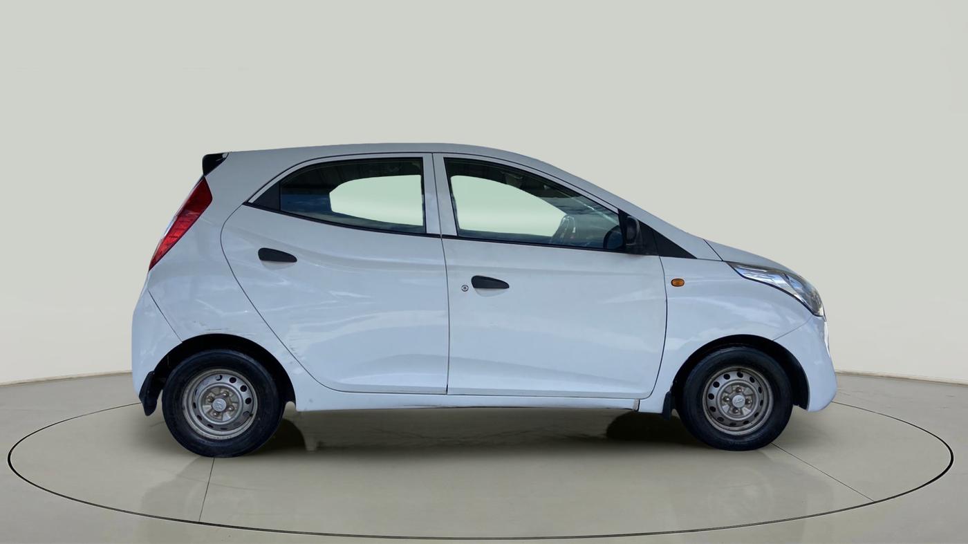 2015 Hyundai Eon ERA +, Petrol, Manual, 82,664 km, Right Side View