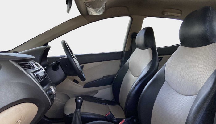 2015 Hyundai Eon ERA +, Petrol, Manual, 82,664 km, Right Side Front Door Cabin