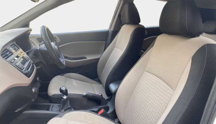 2017 Hyundai Elite i20 ASTA 1.2, Petrol, Manual, 10,388 km, Right Side Front Door Cabin