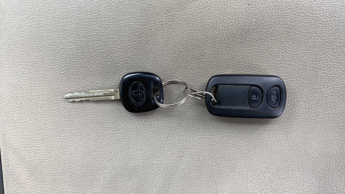 2017 Toyota Etios Liva VX, Petrol, Manual, 47,817 km, Key Close Up
