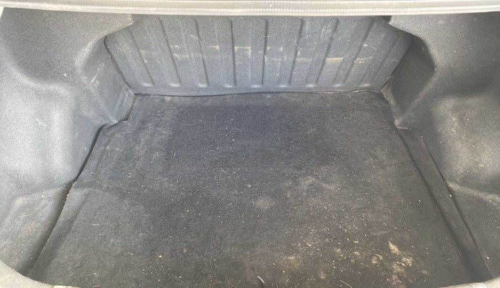 2015 Hyundai Xcent S 1.2, Petrol, Manual, 48,060 km, Boot Inside