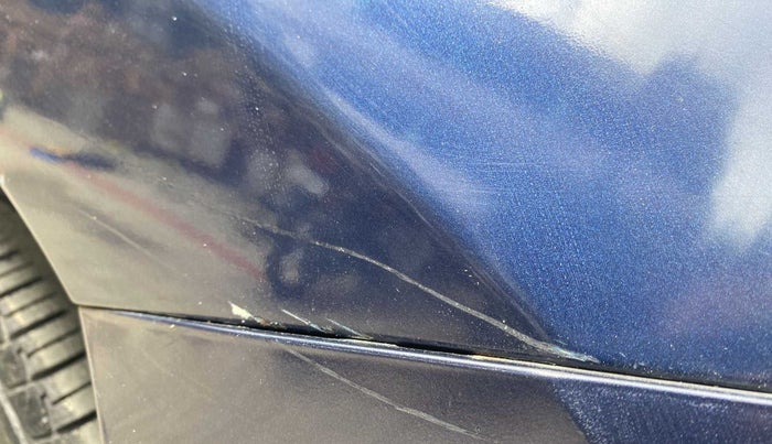2018 Maruti Baleno DELTA PETROL 1.2, Petrol, Manual, 27,247 km, Right fender - Minor scratches